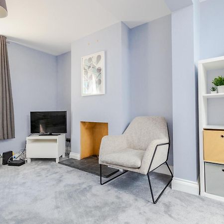 Modern And Stylish 2 Bedroom House In Hove Extérieur photo